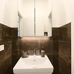 Centro - Design - Jr Con Terrazza - Ac - Wi Fi