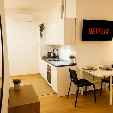 Centro - Design - Jr Con Terrazza - Ac - Wi Fi Апартаменти Трієст
