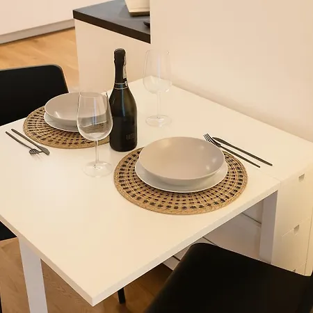 Centro - Design - Jr Con Terrazza - Ac - Wi Fi
