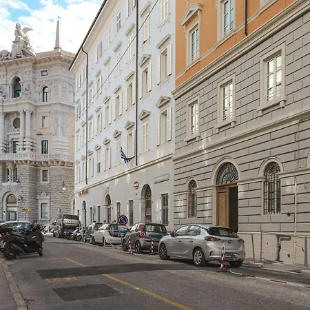 Centro - Design - Jr Con Terrazza - Ac - Wi Fi Apartamento Trieste