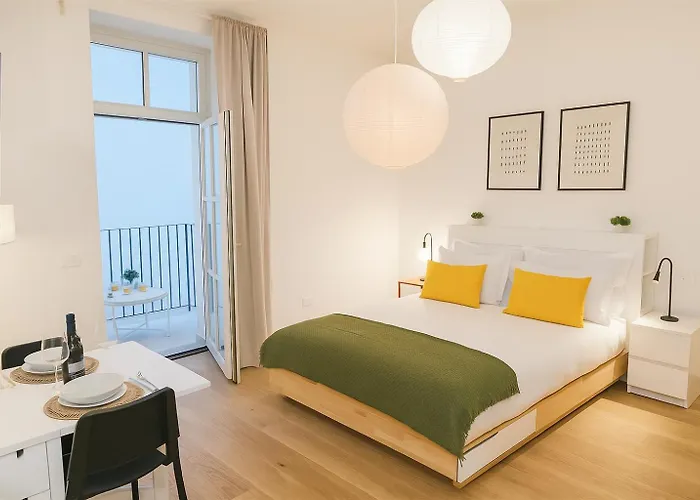 Centro - Design - Jr Con Terrazza - Ac - Wi Fi * טריאסטה