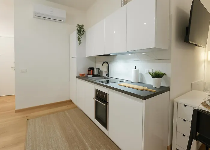 Centro - Design - Jr Con Terrazza - Ac - Wi Fi * טריאסטה