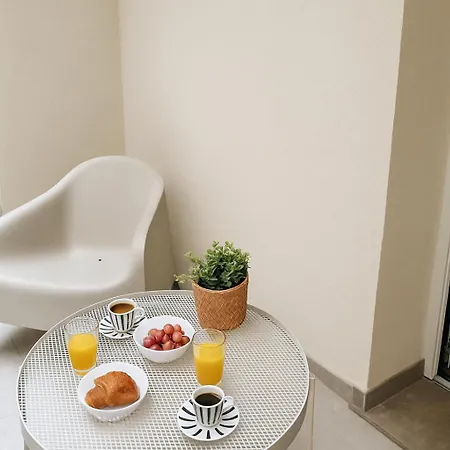 Centro - Design - Jr Con Terrazza - Ac - Wi Fi